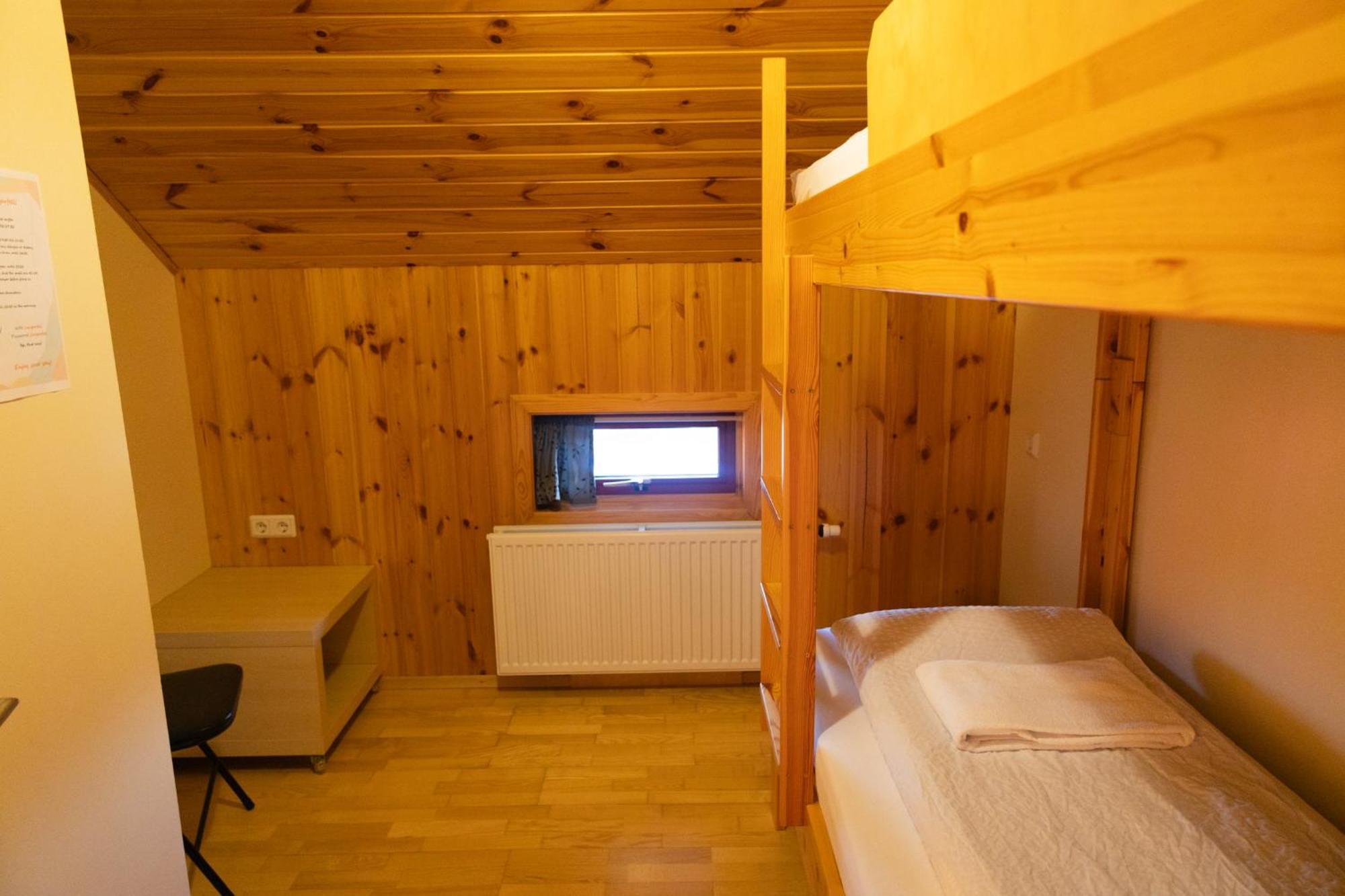 Laugarfell Accommodation & Hot Springs מראה חיצוני תמונה