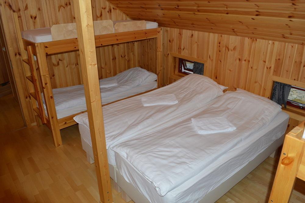 Laugarfell Accommodation & Hot Springs מראה חיצוני תמונה