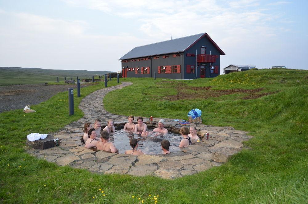 Laugarfell Accommodation & Hot Springs מראה חיצוני תמונה