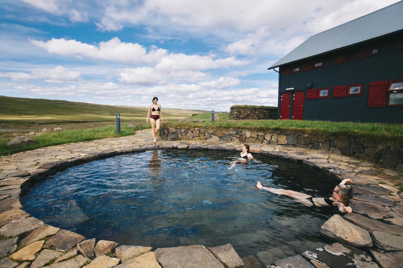 Laugarfell Accommodation & Hot Springs מראה חיצוני תמונה